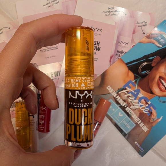 NYX Primer, Lips, Eyepencil lot - Picture 5 of 16